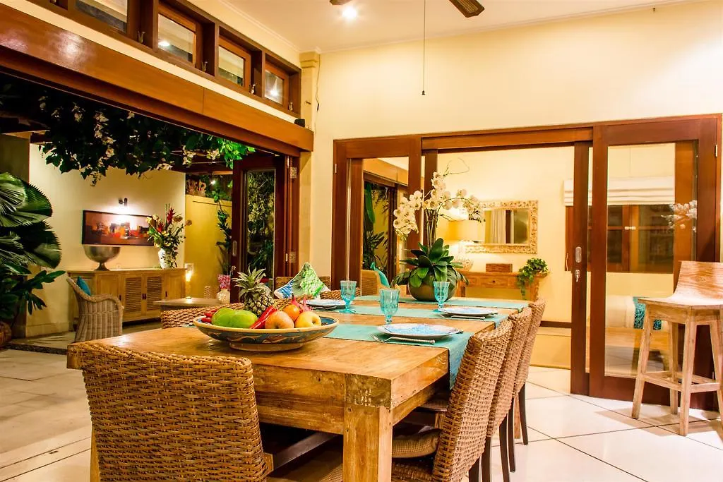 Villa Intan سمينياك