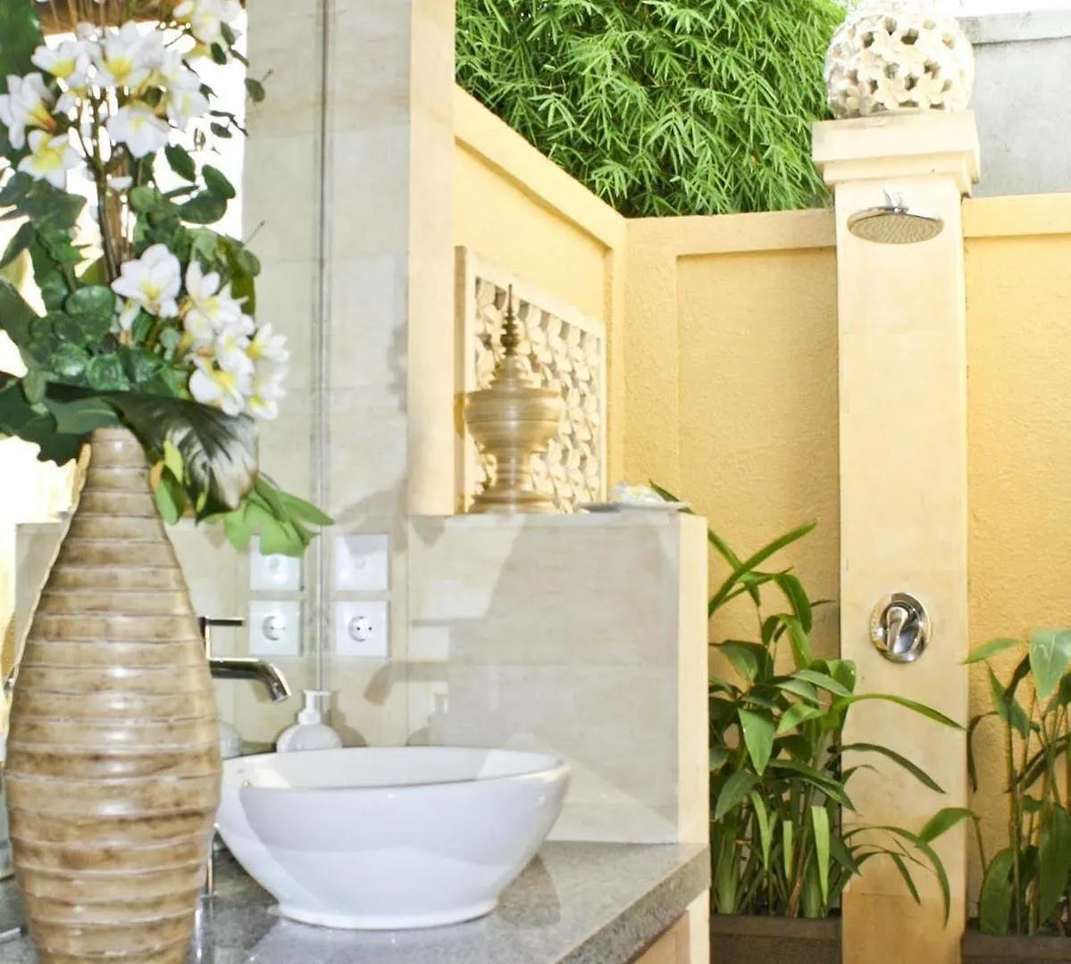 Villa Intan سمينياك