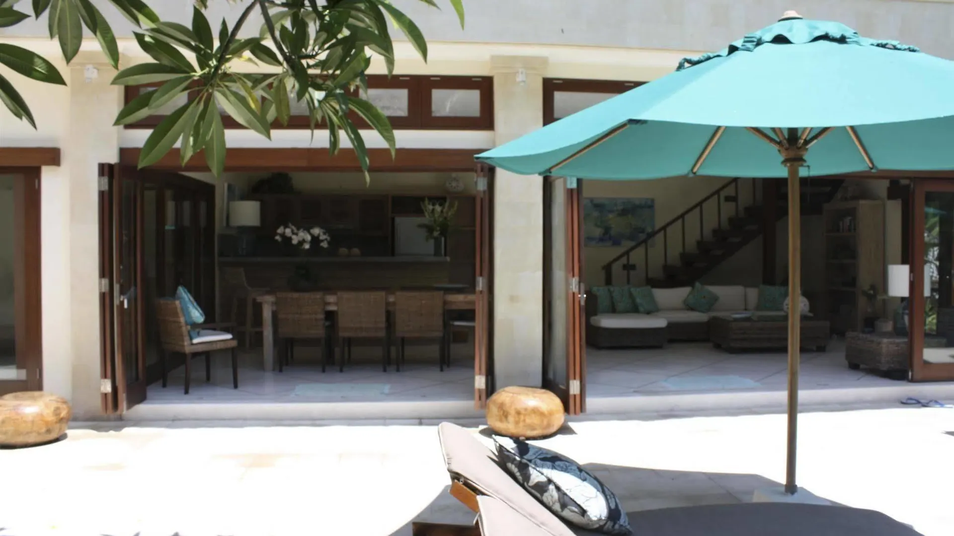 Villa Intan سمينياك 0*,